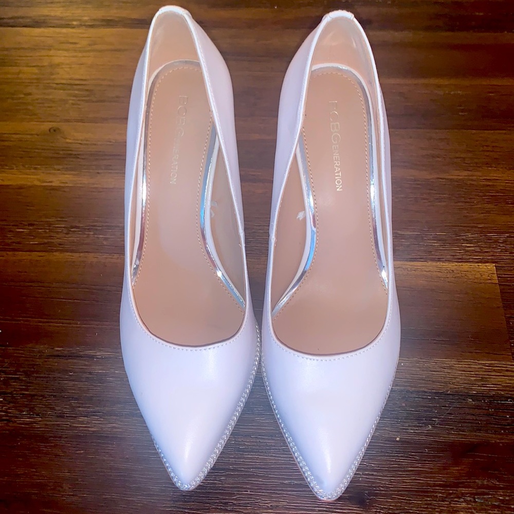 BCBG white pumps